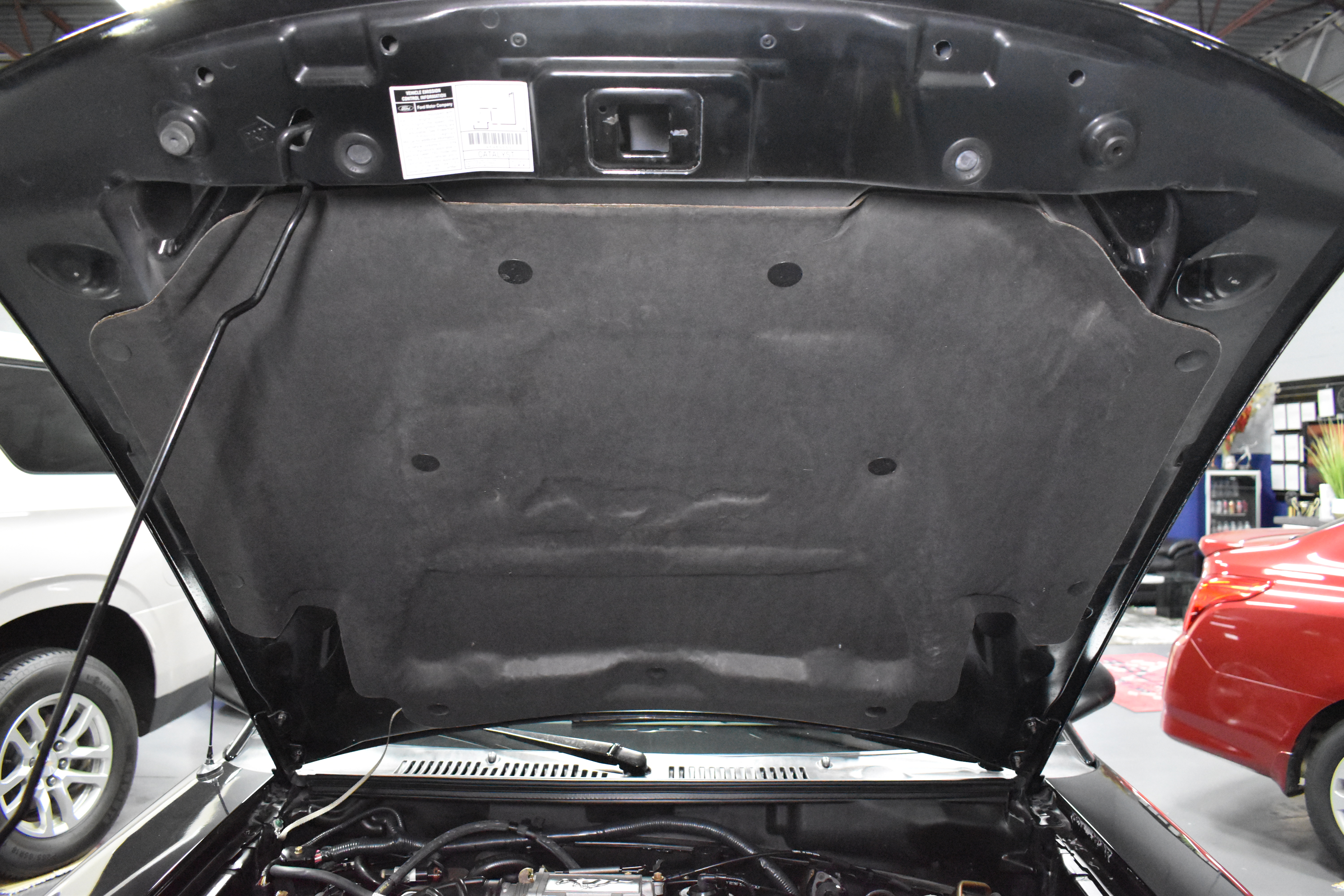 2002 Ford Mustang GT Deluxe - Photo 31