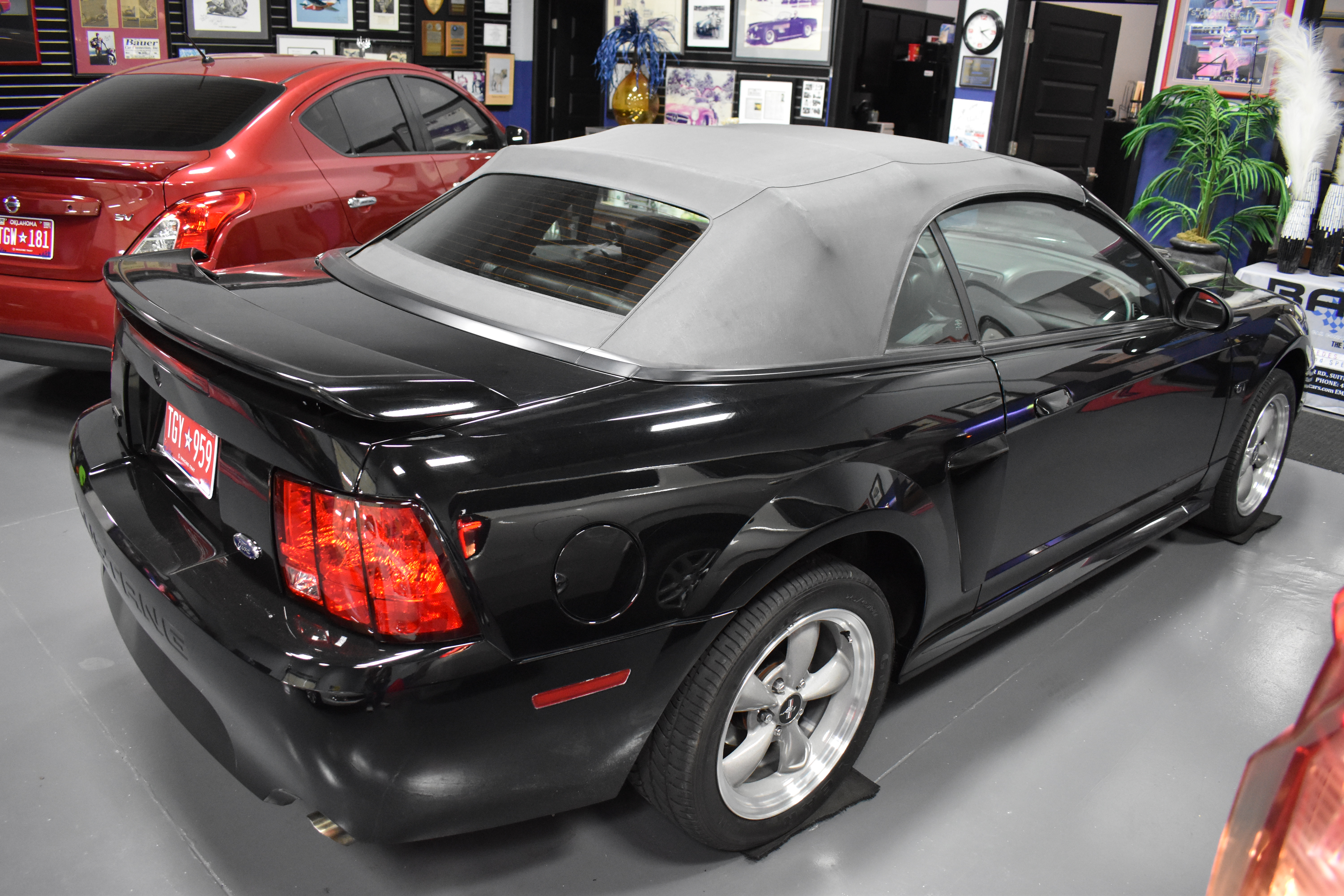 2002 Ford Mustang GT Deluxe - Photo 28